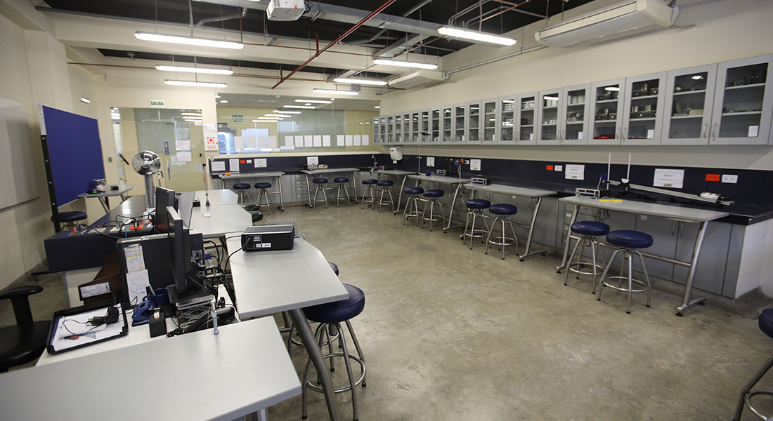 Laboratorio de Física de la USIL