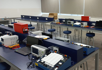 Laboratorio de Microcontroladores y Máquinas Eléctricas