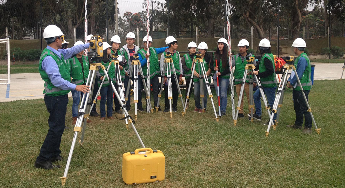 Laboratorio de Topografía de la USIL