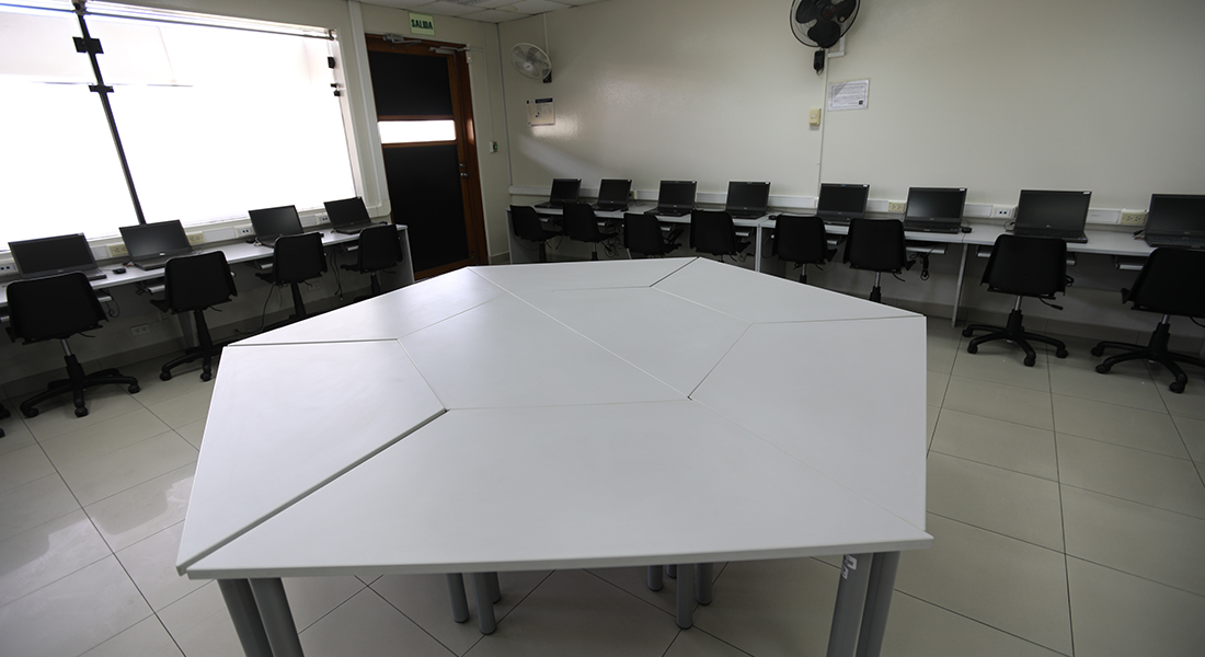 Laboratorio de cómputo 6 de la USIL