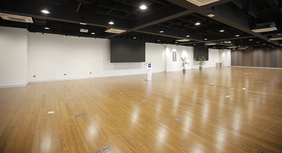 Auditorio/Sala de Conferencias/Aula Magna de la USIL