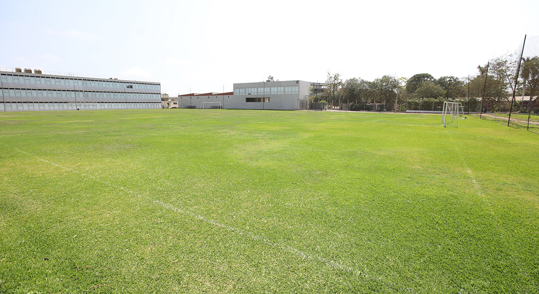 Campo de fútbol de la USIL