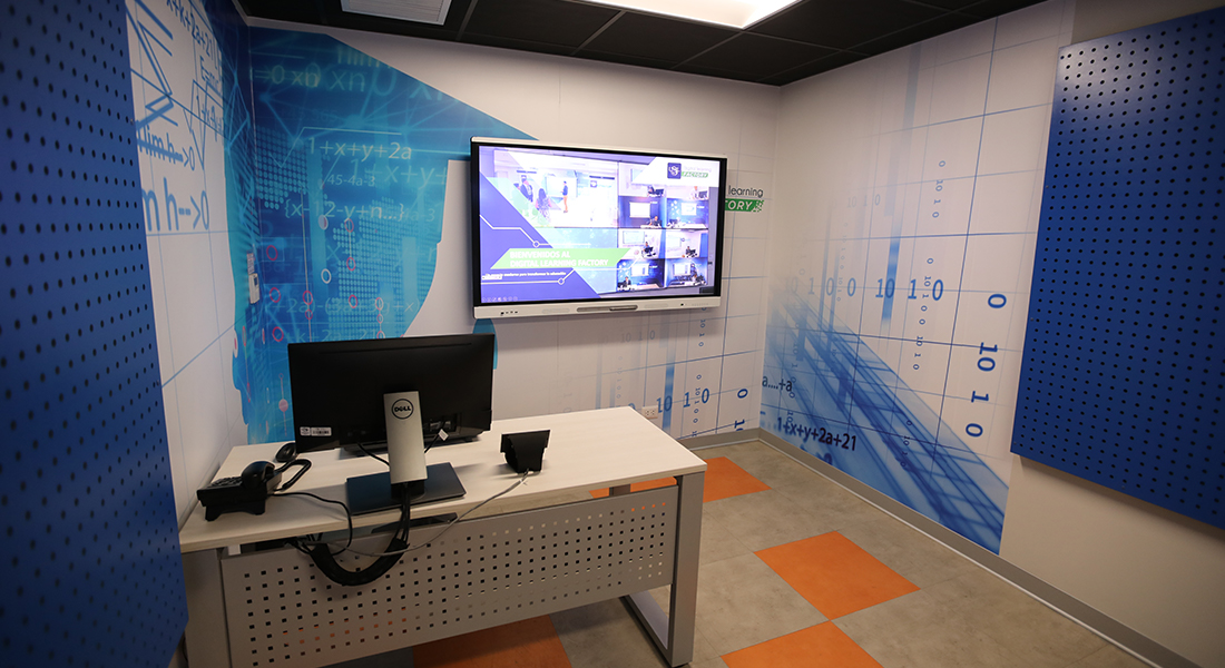 USIL Digital Learning Factory: Set de Grabación