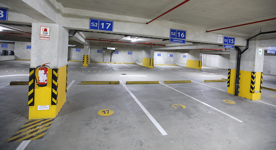 Playa de Estacionamiento de la USIL