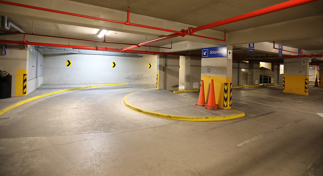 Playa de Estacionamiento de la USIL