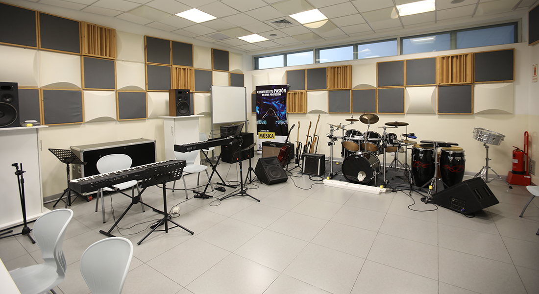 Rehearsal Suite de la USIL