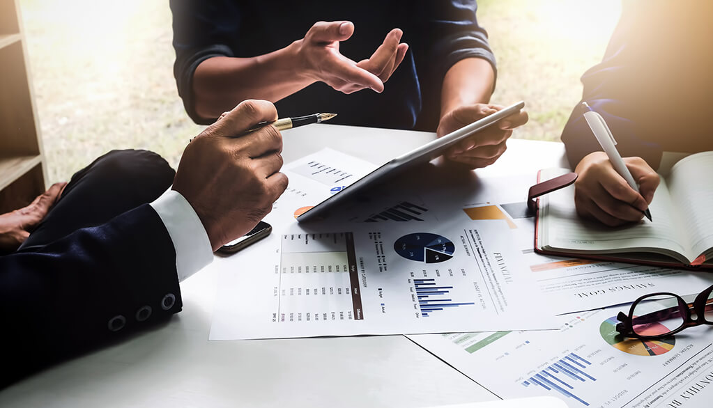 Competencias del alumno: Establecer las mejores prácticas para seleccionar y ejecutar proyectos de finanzas internacionales.