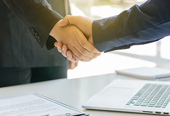 Campo laboral: Ministerios.