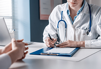 Campo laboral: Clínicas.