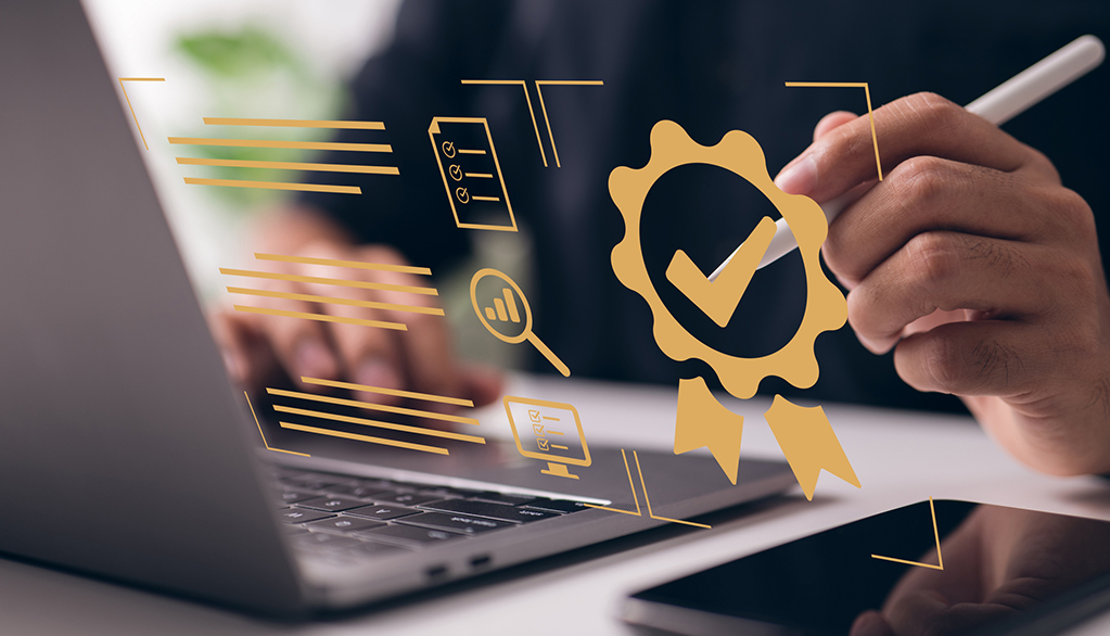 Revisión periódica y constante del cumplimiento de objetivos (Monitoreo mensual CPC).