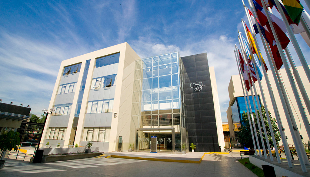 Carta del rector y vicerrector de USIL