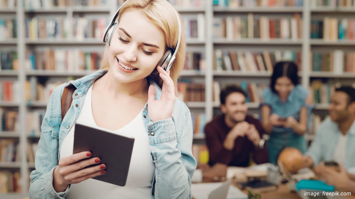 ADQUISIÓN DE RECURSOS DE APRENDIZAJE E INFORMACIÓN