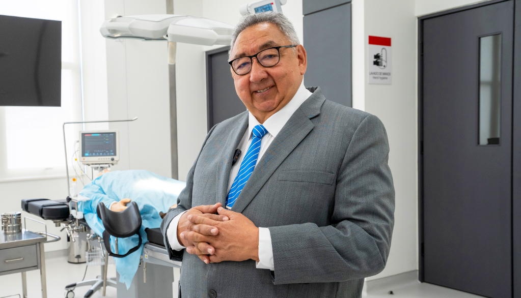 Dr. Jorge Cardich Pulgar